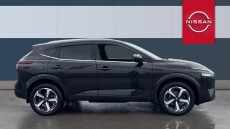 Nissan Qashqai 1.3 DiG-T MH N-Connecta [Glass Roof] 5dr Petrol Hatchback